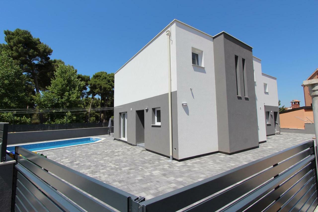 Apartment Karlo 2 로비니 외부 사진