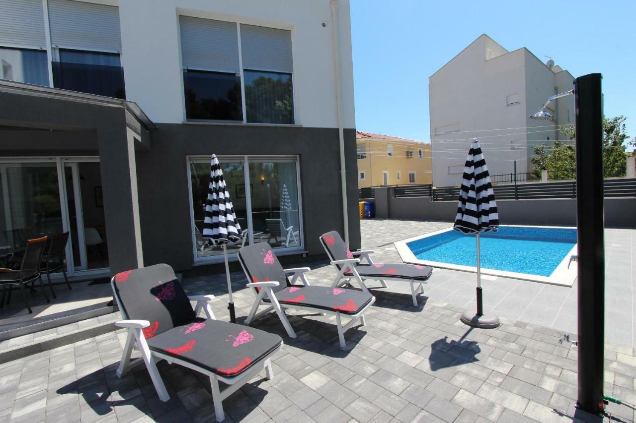 Apartment Karlo 2 로비니 외부 사진