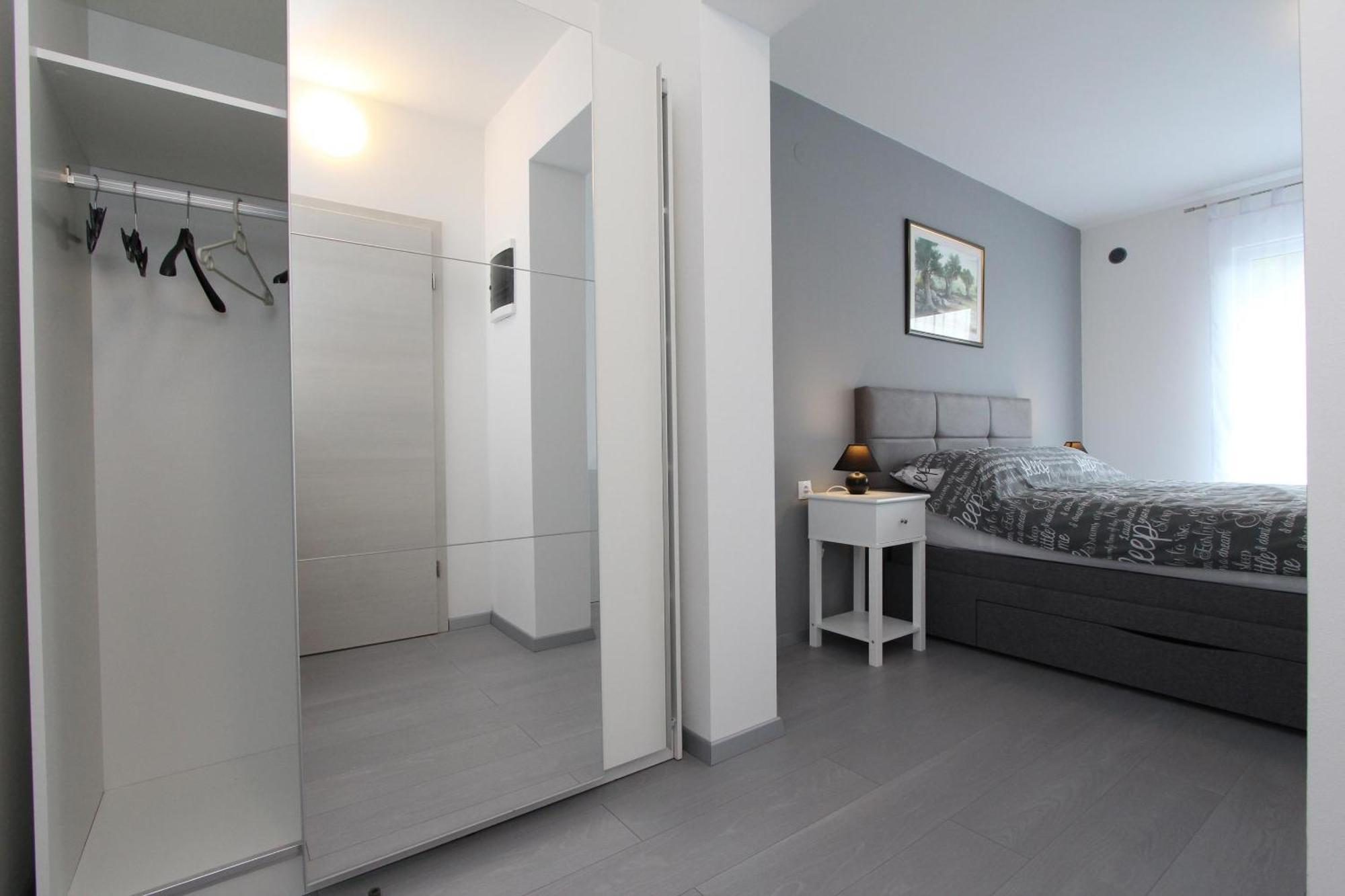 Apartment Karlo 2 로비니 외부 사진